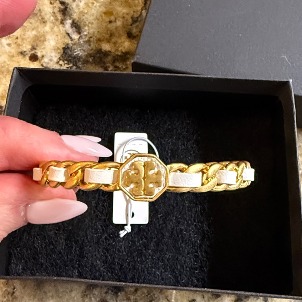 Tory Burch Gold and White leather cuff Bracelet - Picture 3 of 4